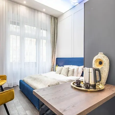Extreme Modern Luxury With Balcony אורחן *